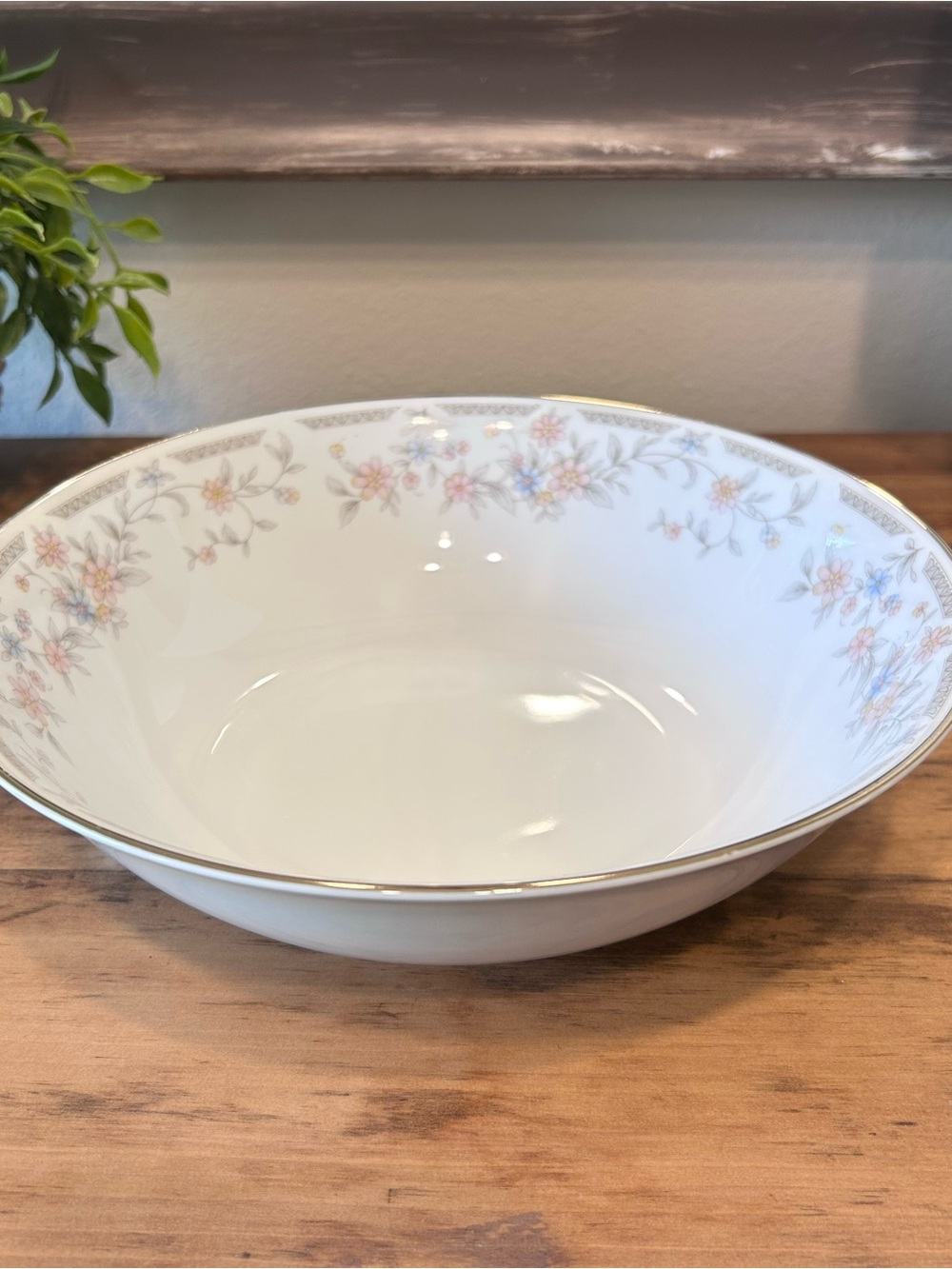 Vintage USS Claridge 6920 Round 9” Serving Bowl Fine China Japan Gold Trim